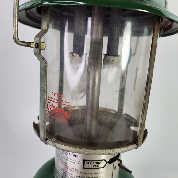 Vintage Coleman 220K Lantern Dual Mantel Dtd 4 83 VTG Camping Outdoor - Picture 7 of 13